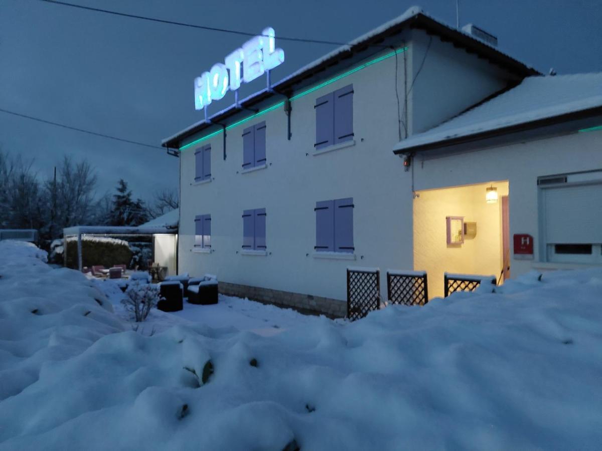 Hotel Au Charme Du Levat Saint Paul de Loubressac Екстер'єр фото