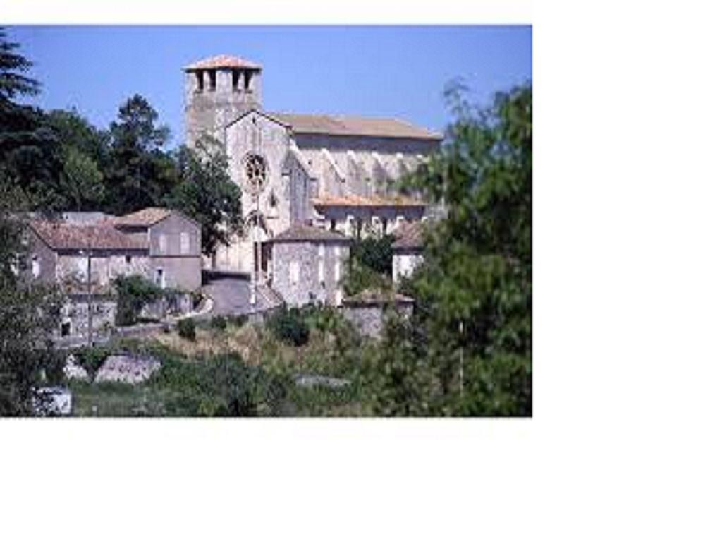 Hotel Au Charme Du Levat Saint Paul de Loubressac Екстер'єр фото